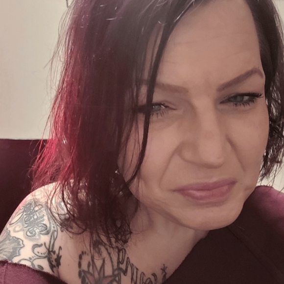 Meet your Posher, Danielle - Picture 13 of 16